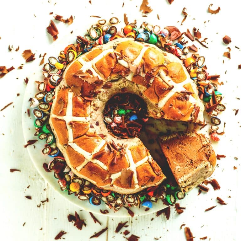 HOT CROSS BUN RING CAKE WITH SPECKLE EGGS