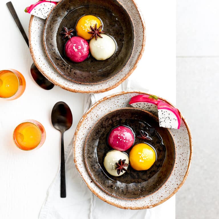 BLACK SESAME RICE BALLS IN STAR ANISE SYRUP