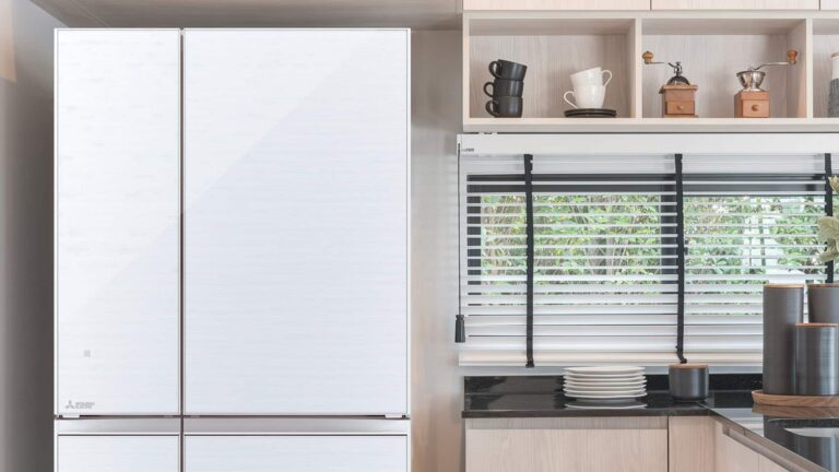 Fridges & Freezer